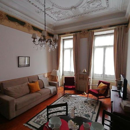 Апартаменты Alvares Cabral Apartamento B Порту Экстерьер фото