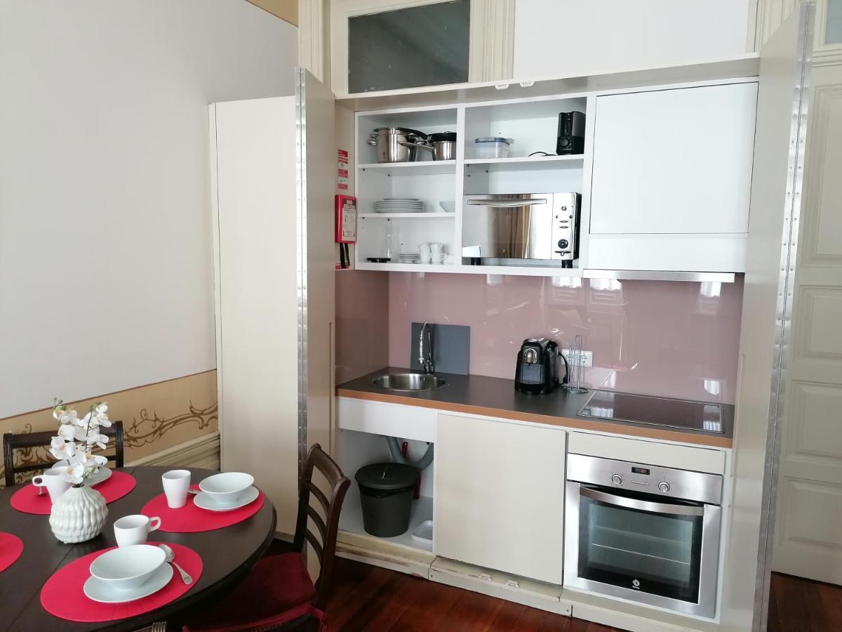 Апартаменты Alvares Cabral Apartamento B Порту Экстерьер фото