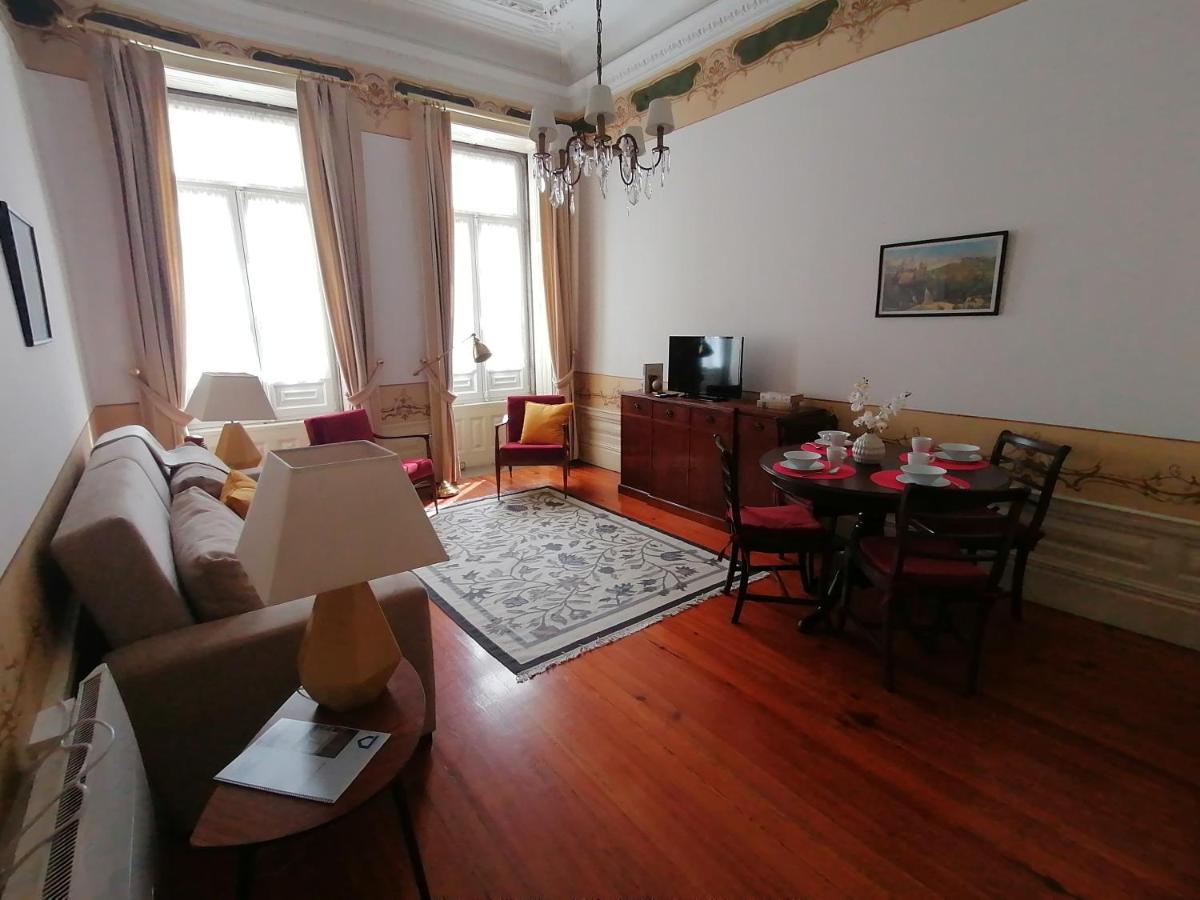 Апартаменты Alvares Cabral Apartamento B Порту Экстерьер фото