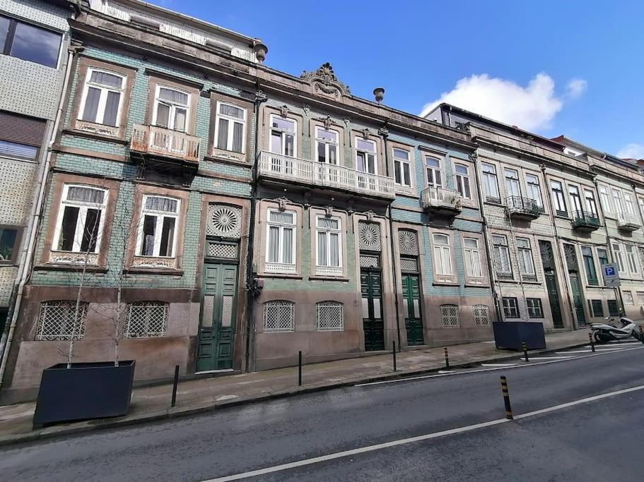 Апартаменты Alvares Cabral Apartamento B Порту Экстерьер фото