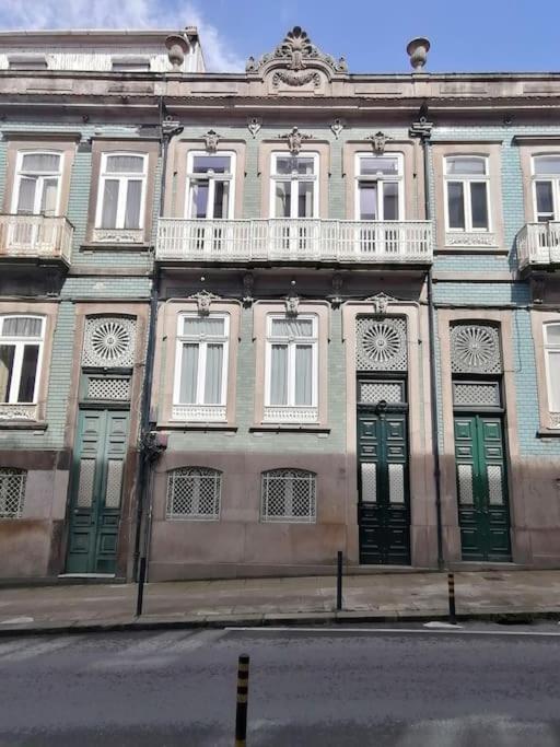 Апартаменты Alvares Cabral Apartamento B Порту Экстерьер фото