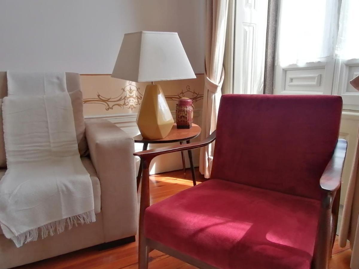 Апартаменты Alvares Cabral Apartamento B Порту Экстерьер фото
