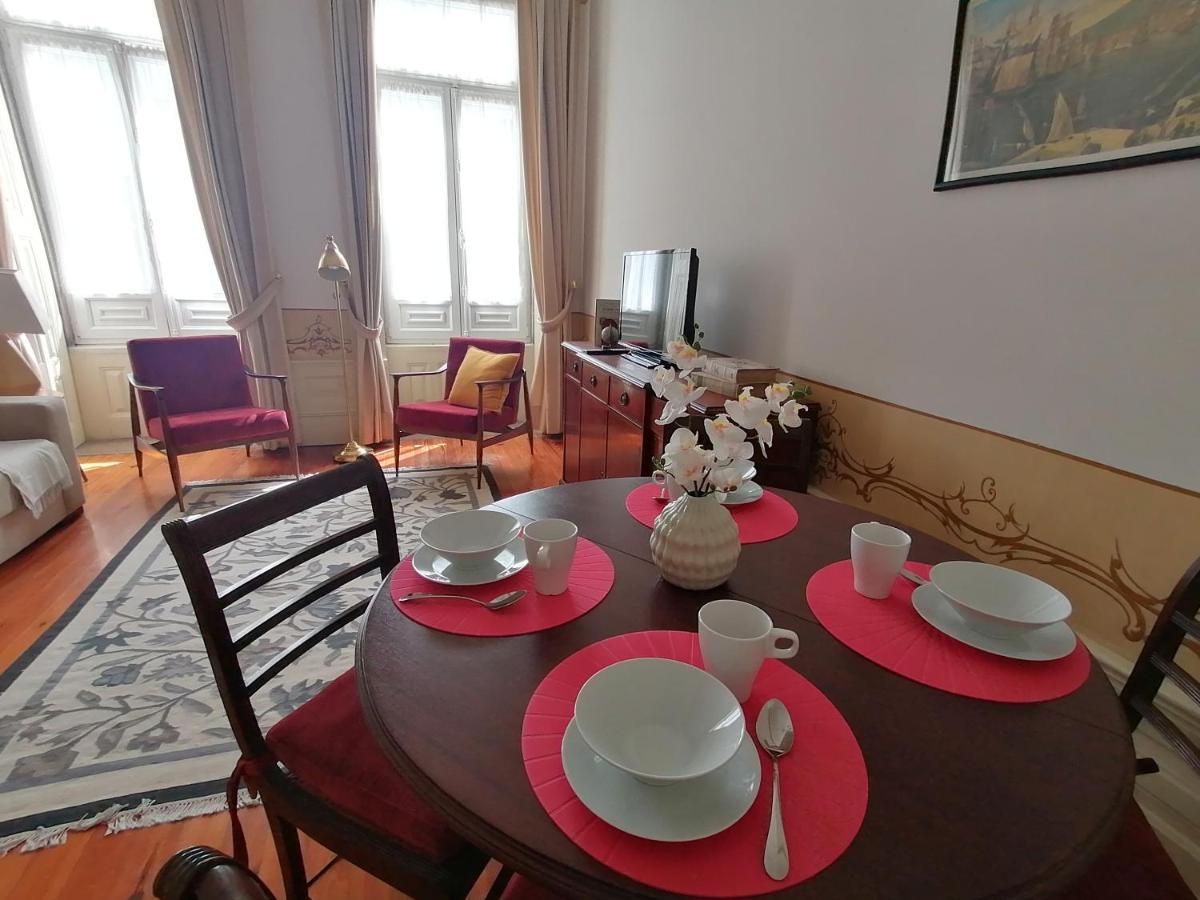 Апартаменты Alvares Cabral Apartamento B Порту Экстерьер фото