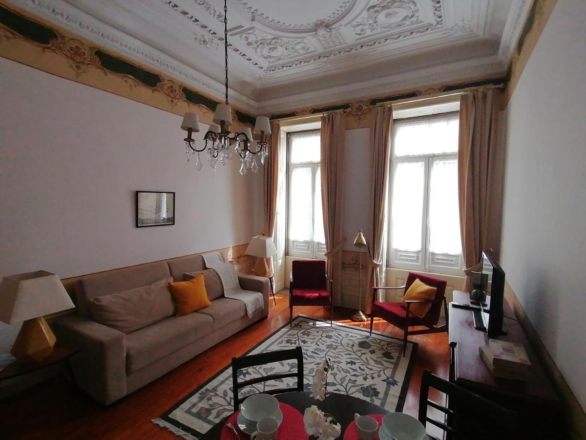 Апартаменты Alvares Cabral Apartamento B Порту Экстерьер фото