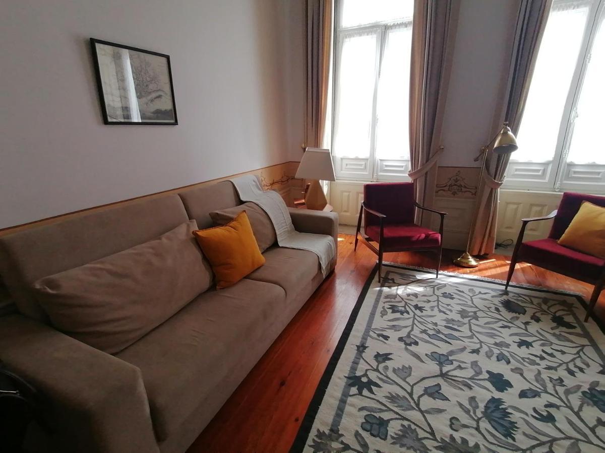 Апартаменты Alvares Cabral Apartamento B Порту Экстерьер фото
